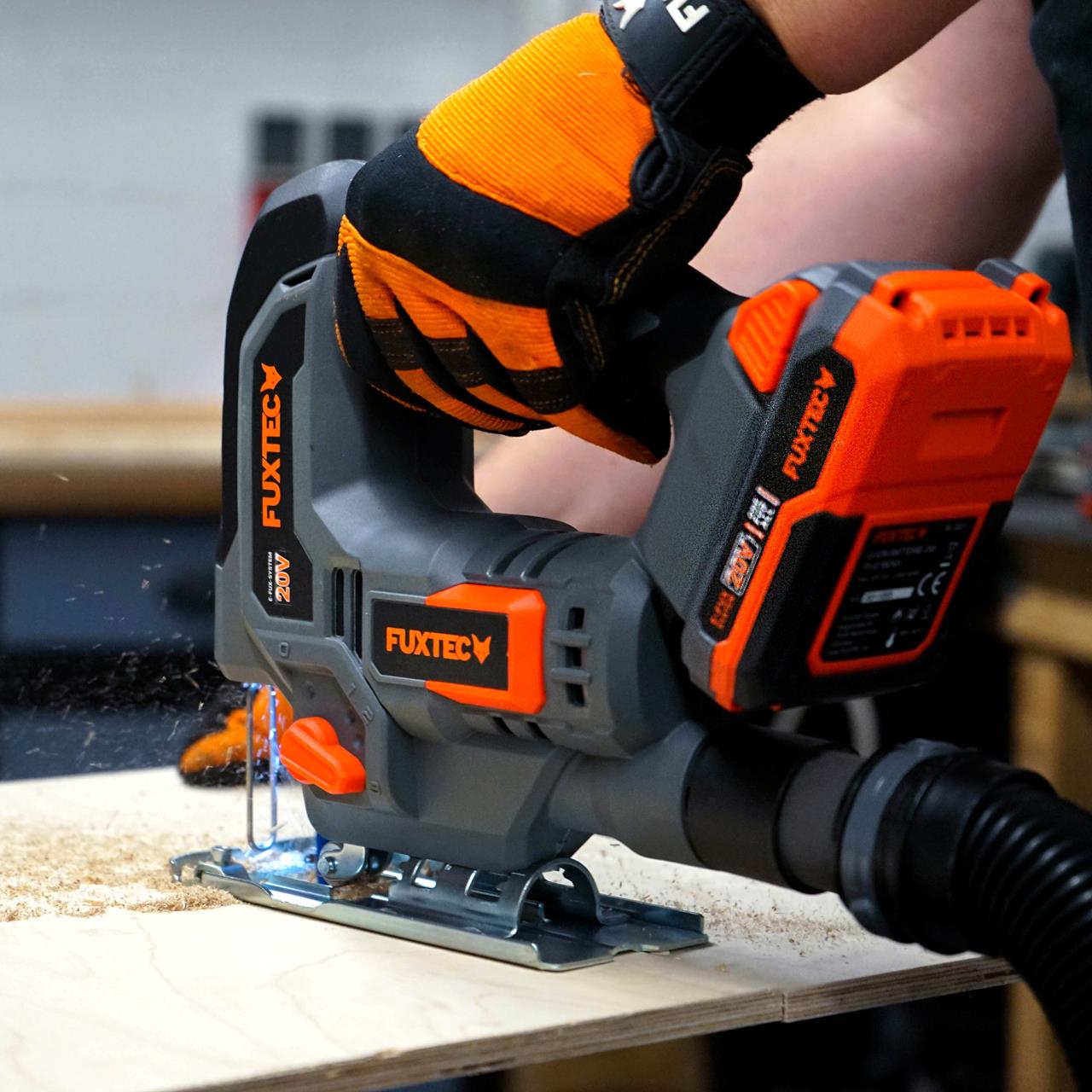 Scie sauteuse sans fil 20V FUXTEC FX-E1JS20 sans batterie, sans chargeur