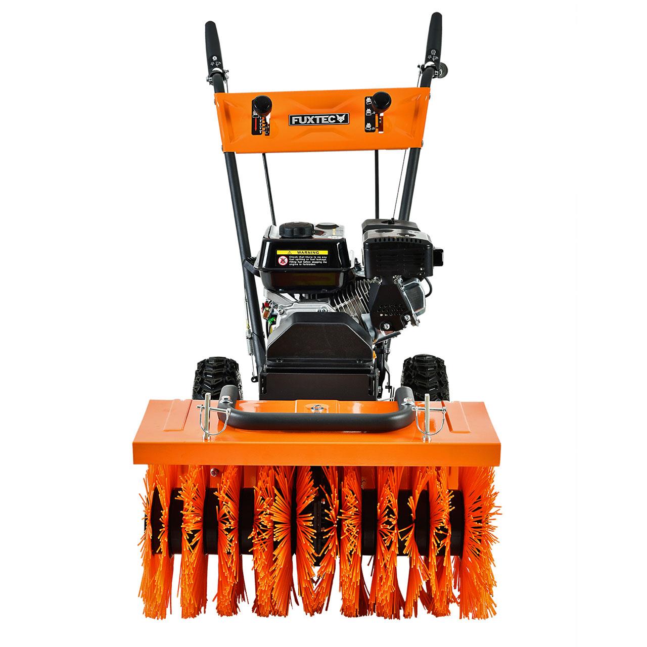 Balayeuse déneigeuse thermique FUXTEC FX-KM196 SET3, avec brosse de balayage + 2 embouts chasse-neige et collecteur de déchets